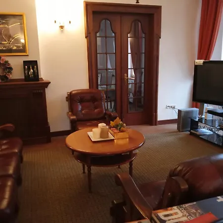 Retro Hotel 3*